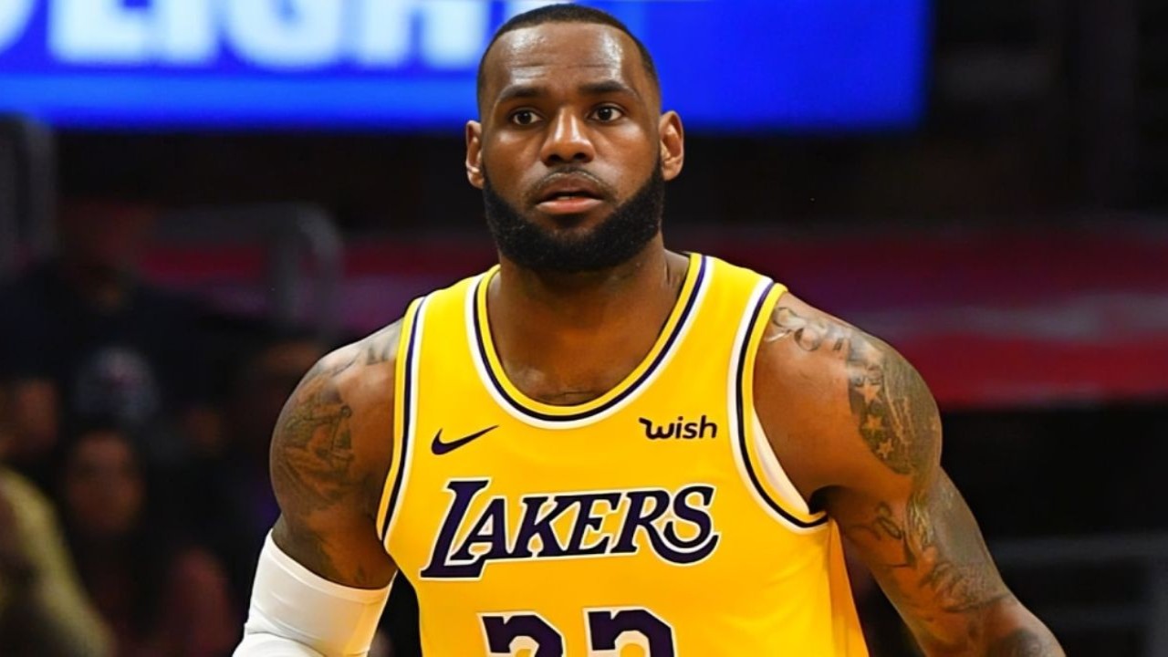 Did LeBron James really say he was reading about John Wilkes Booth after Donald Trump got shot? Exploring viral tweet