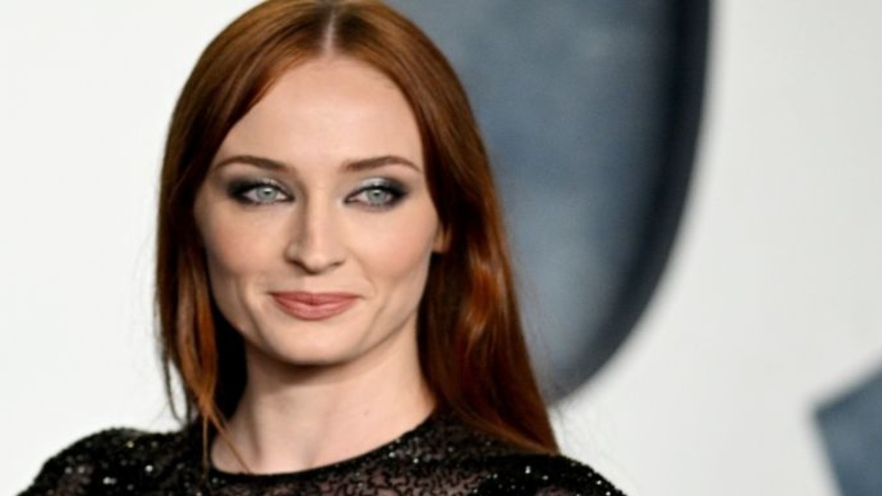 Throwback: When Sophie Turner Revealed How Scrutiny Around Her Weight During Game Of Thrones Impacted Her Mental Health