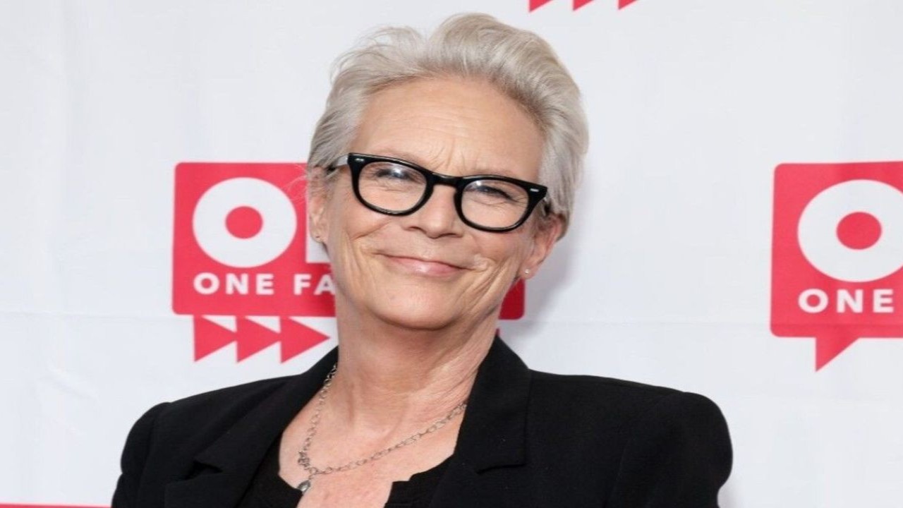 'None of That Helps You': Jamie Lee Curtis Addresses 'Nepo Baby' Tag 