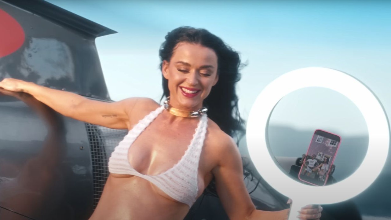 Katy Perry (Credits- YouTube)