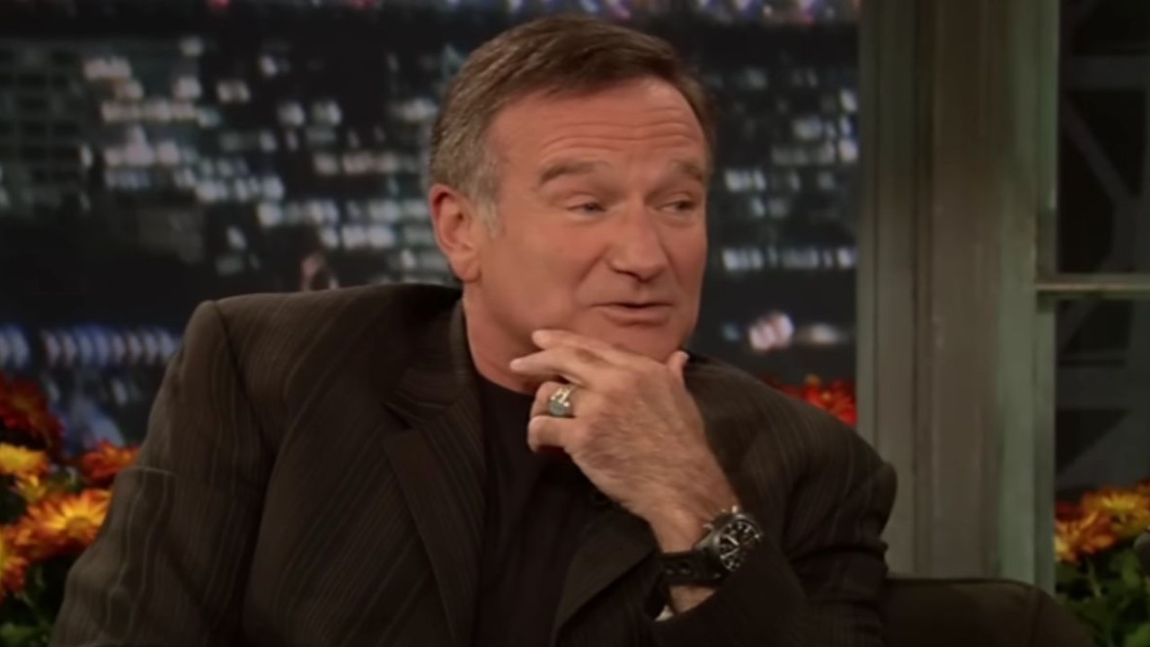 Robin Williams (Image via YouTube/The Tonight Show Starring Jimmy Fallon)