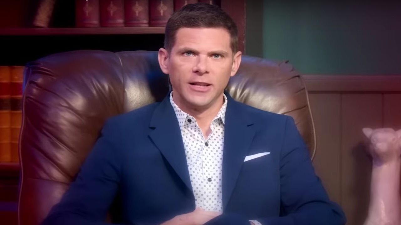 Is It Cake host Mikey Day (YouTube/Is It Cak3? Season 3 trailer)