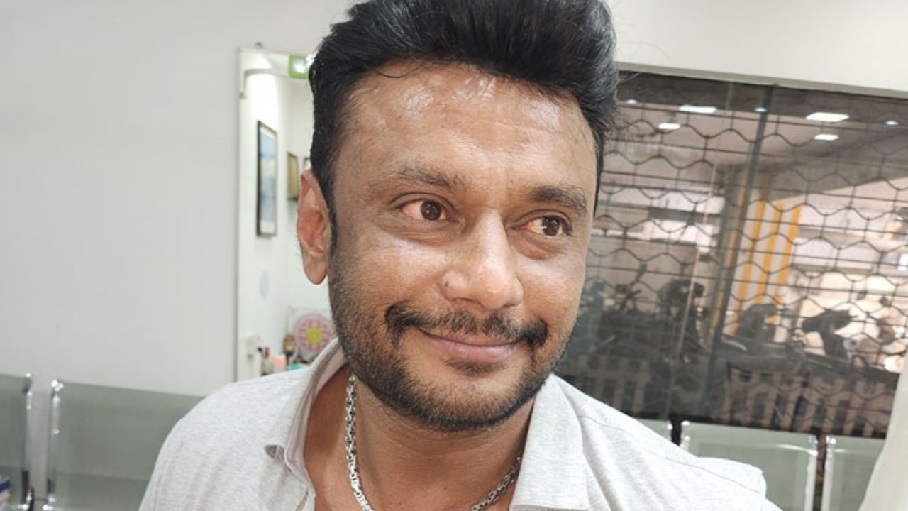 Murder-accused Kannada actor Darshan Thoogudeepa caught on visuals receiving VIP treatm...