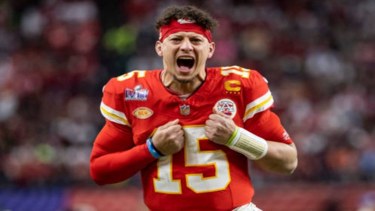 Patrick Mahomes Has Hilarious and Perfect Response to USA Flag Football Star Claiming to Be Better Than Him