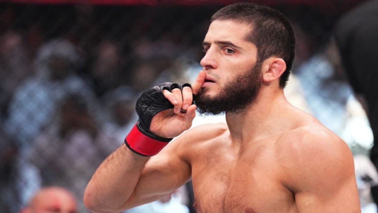 Islam Makhachev Promises a 2024 Title Fight Despite Being Troubled With Injury: ‘I Defend My Belt’