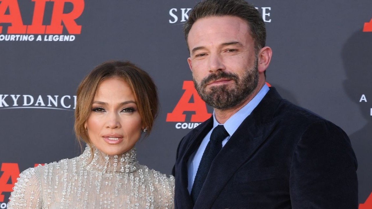 Jennifer Lopez and Ben Affleck via Getty Images