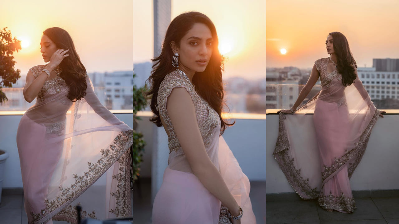 Sobhita Dhulipala in pink saree 