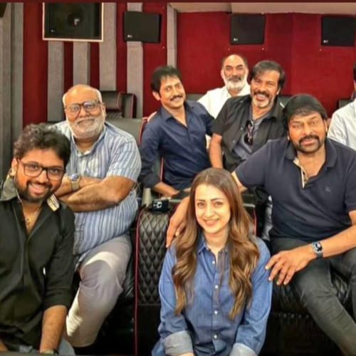 'Spoilt rotten everyday by Megastar': Trisha Krishnan shares PIC savoring feast by Chiranjeevi on sets of Vishwambhara