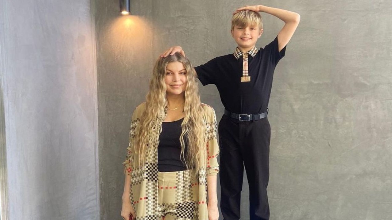 Fergie with her son Axl (P.C. Instagram)