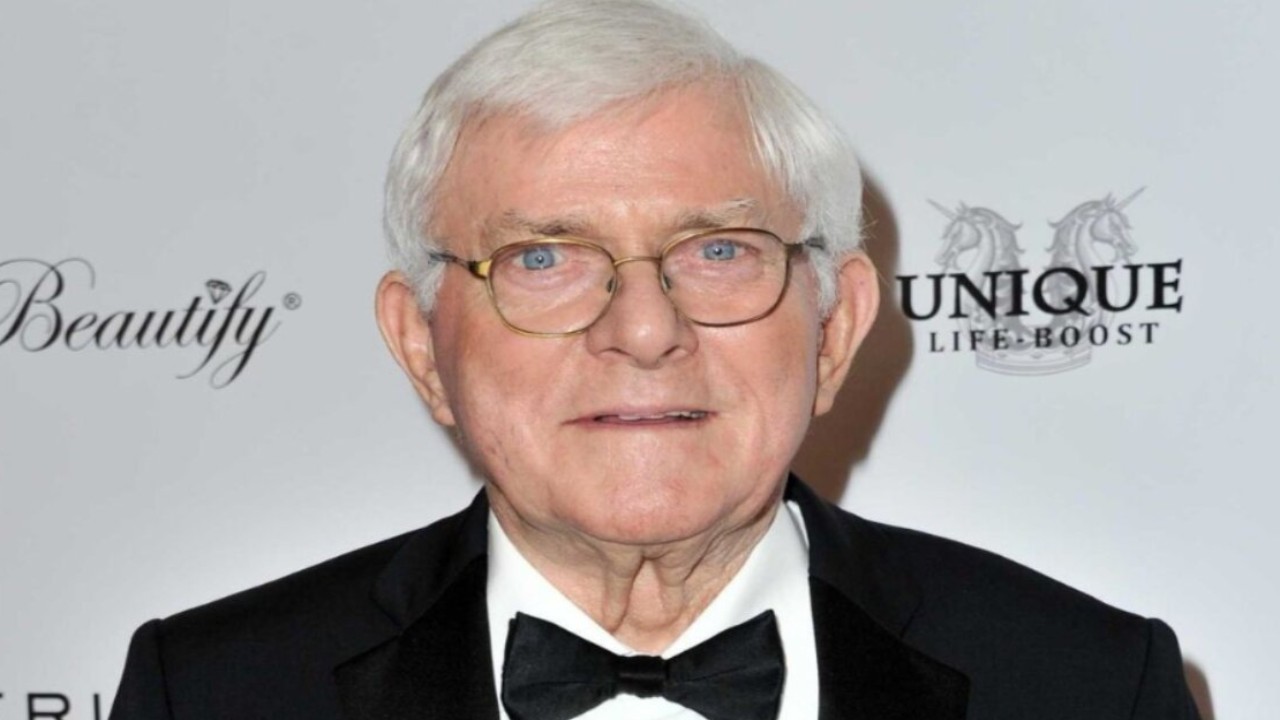 Did Phil Donahue have to compete against men to dance with the late Princess Diana? The talk show host’s wife revealed this