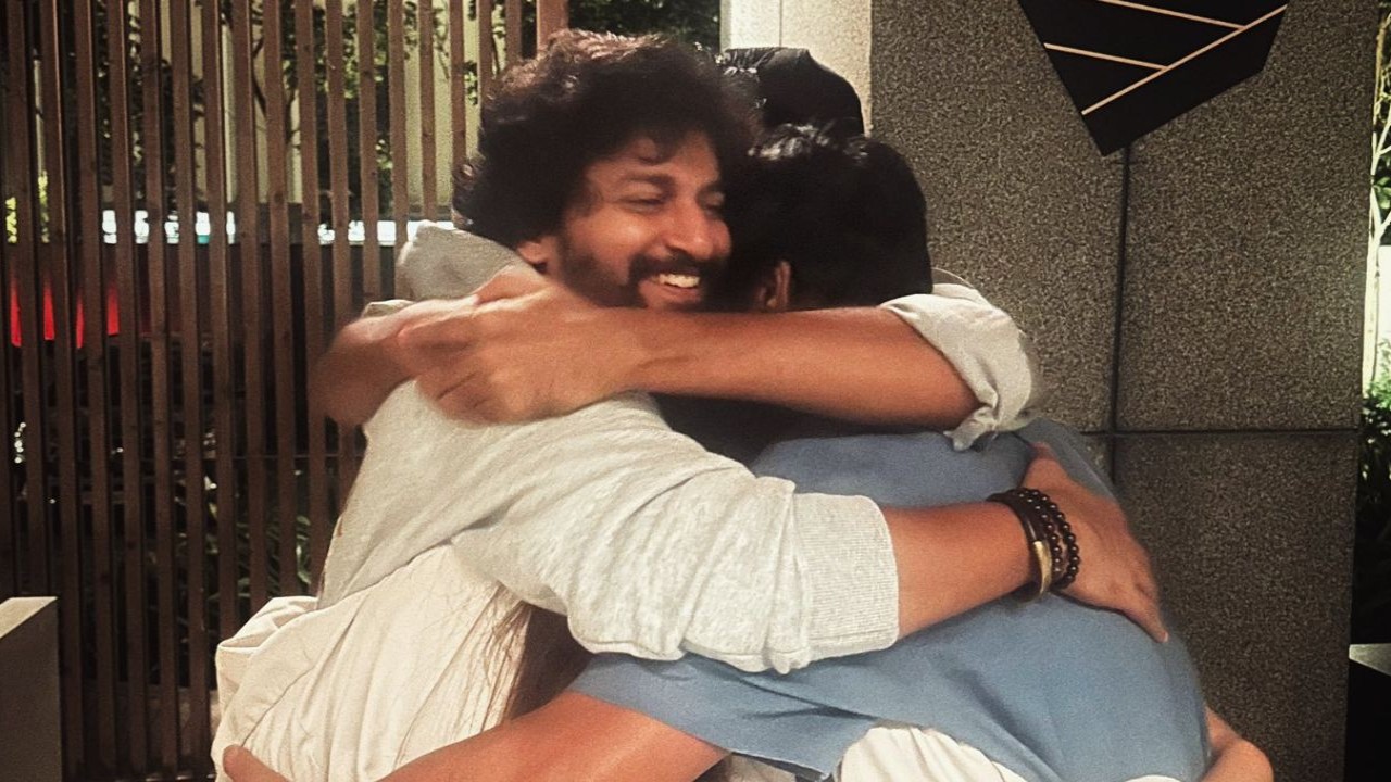 Nani, his wife Anjana, director Vivek Athreya, SJ Suryah can't contain happiness as they share group hug after Saripodhaa Sanivaaram's success