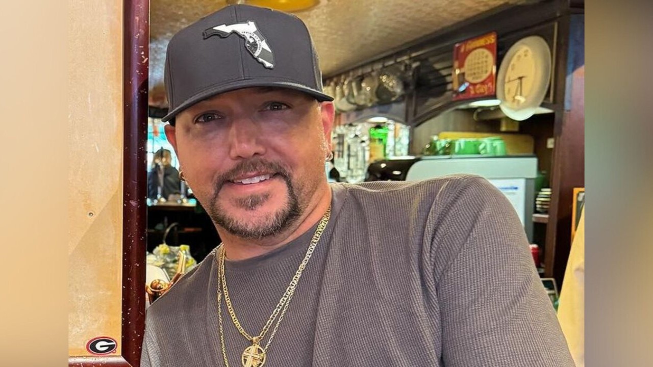 Country Star Jason Aldean Reunites Military Officer With Family During Highway Desperado Show