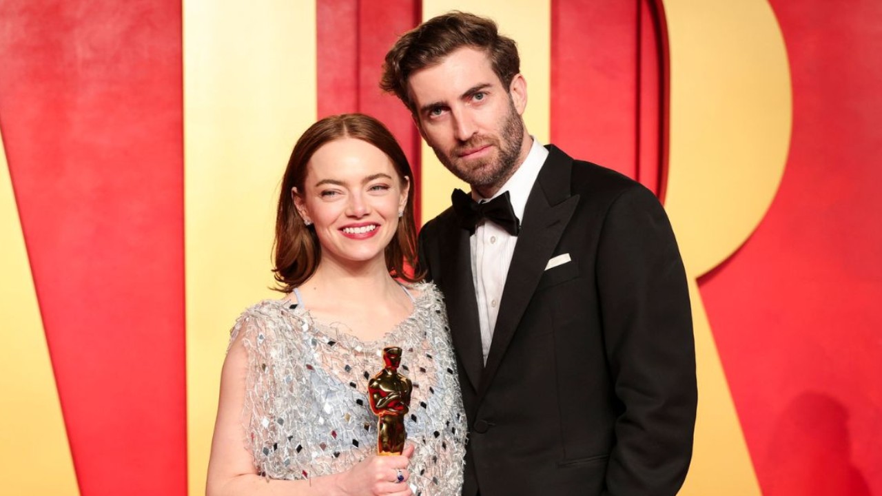 Emma Stone and Dave McCary (Image via Getty Images)