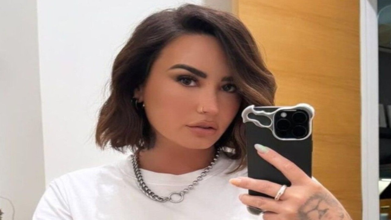 Demi Lovato (CC: Instagram)