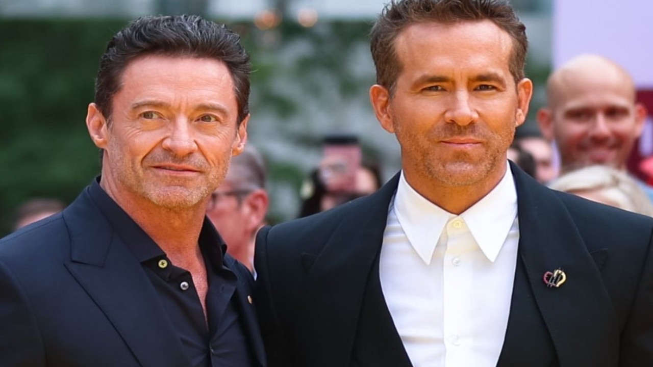 Hugh Jackman and Ryan Reynolds (Image via Getty Images)