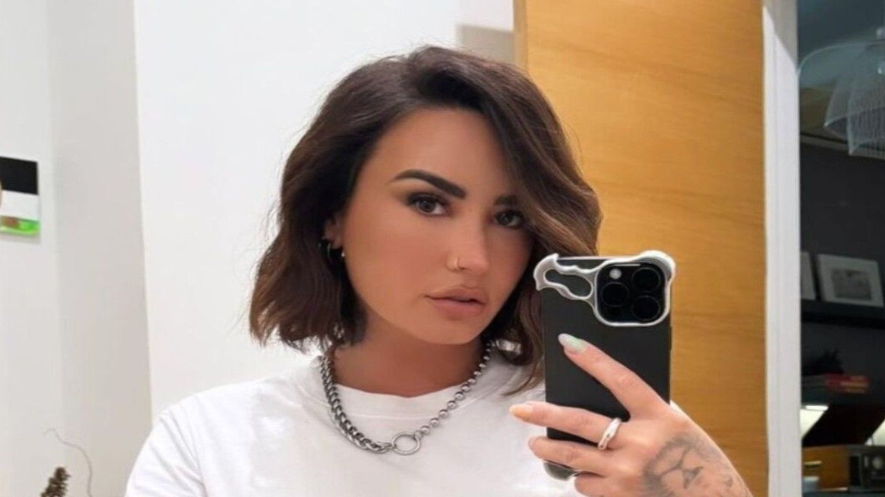 Demi Lovato (CC: Instagram)