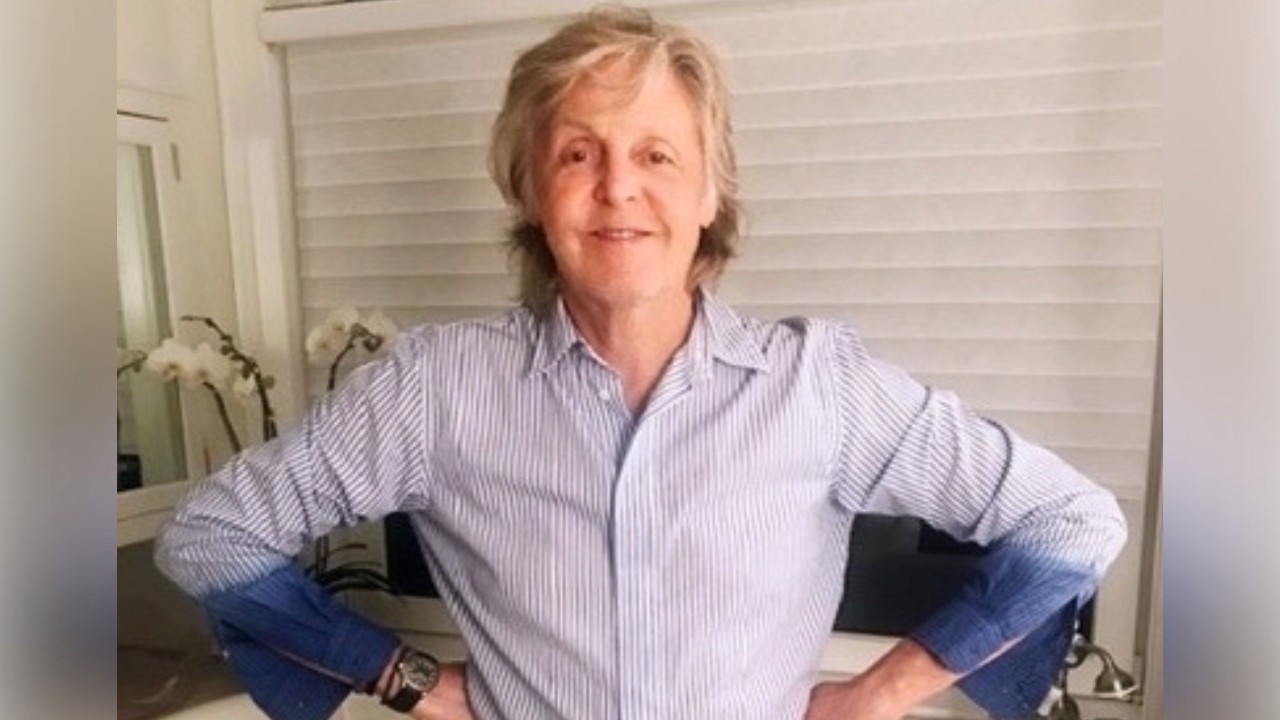 Rock Icon Paul McCartney Hits Stage For Impromptu Performance Of Beatles' I Saw Her Sta...