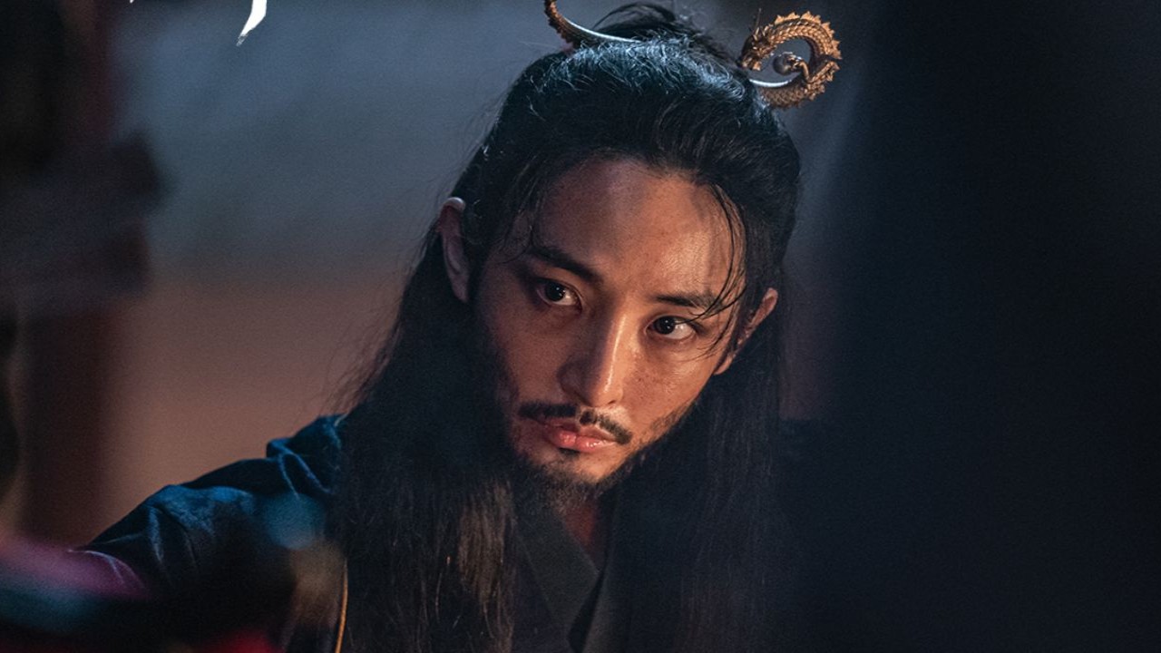 Lee Soo Hyuk in Queen Woo; Image: TVING