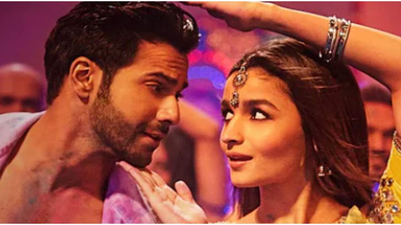 THROWBACK: When Alia Bhatt scratched Varun Dhawan during Badrinath Ki Dulhania; latter said 'Ye bahot aggressive ho jati hai'