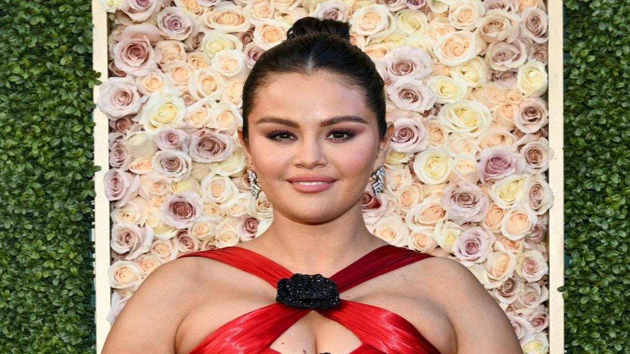 Selena Gomez Reveals 'Medical Issues' Prevent Her from Carrying Her Own Children: 'I Ha...