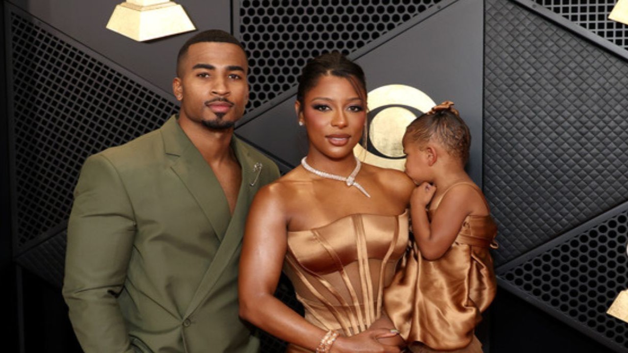 John Gaines, Victoria Monét And their daughter Hazel (CC: Getty images)