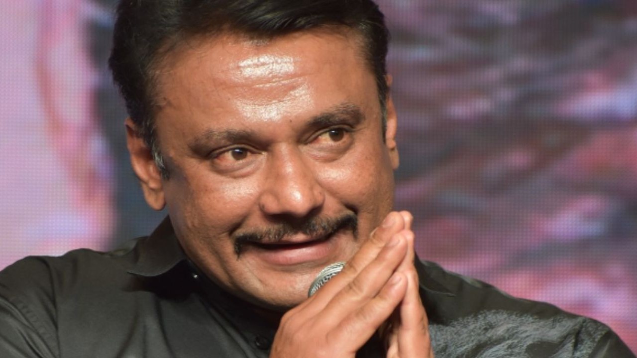 Darshan Thoogudeepa makes explicit gesture at media coming out of jail 