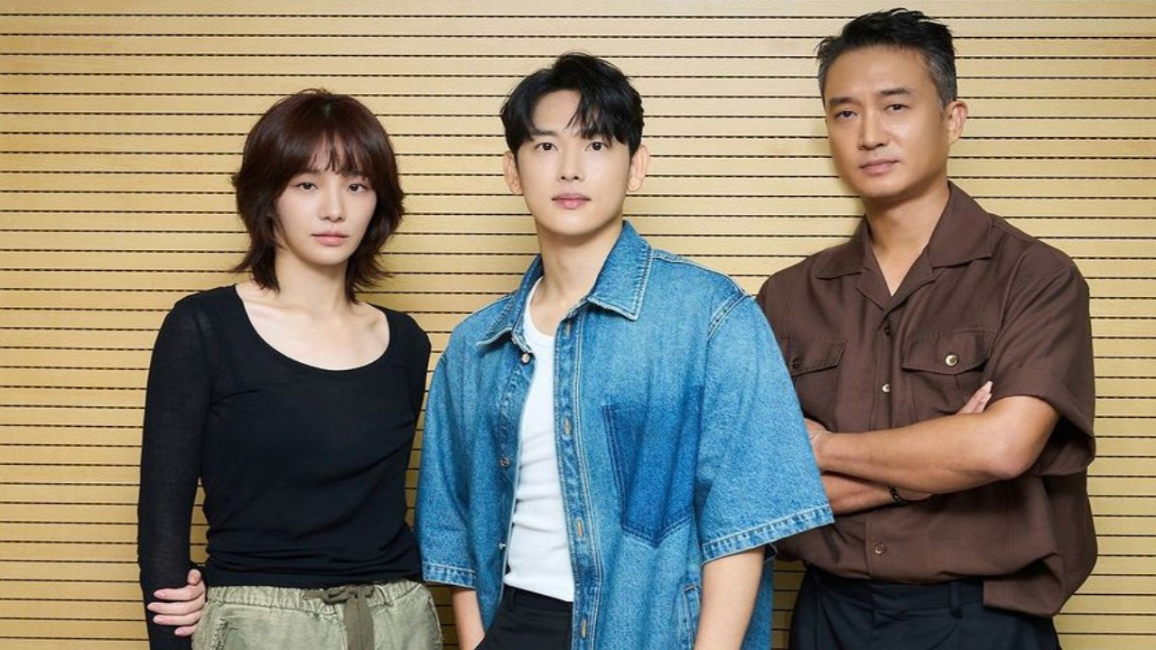 Park Gyu Young, Im Si Wan and Jo Woo Jin; Image: Netflix