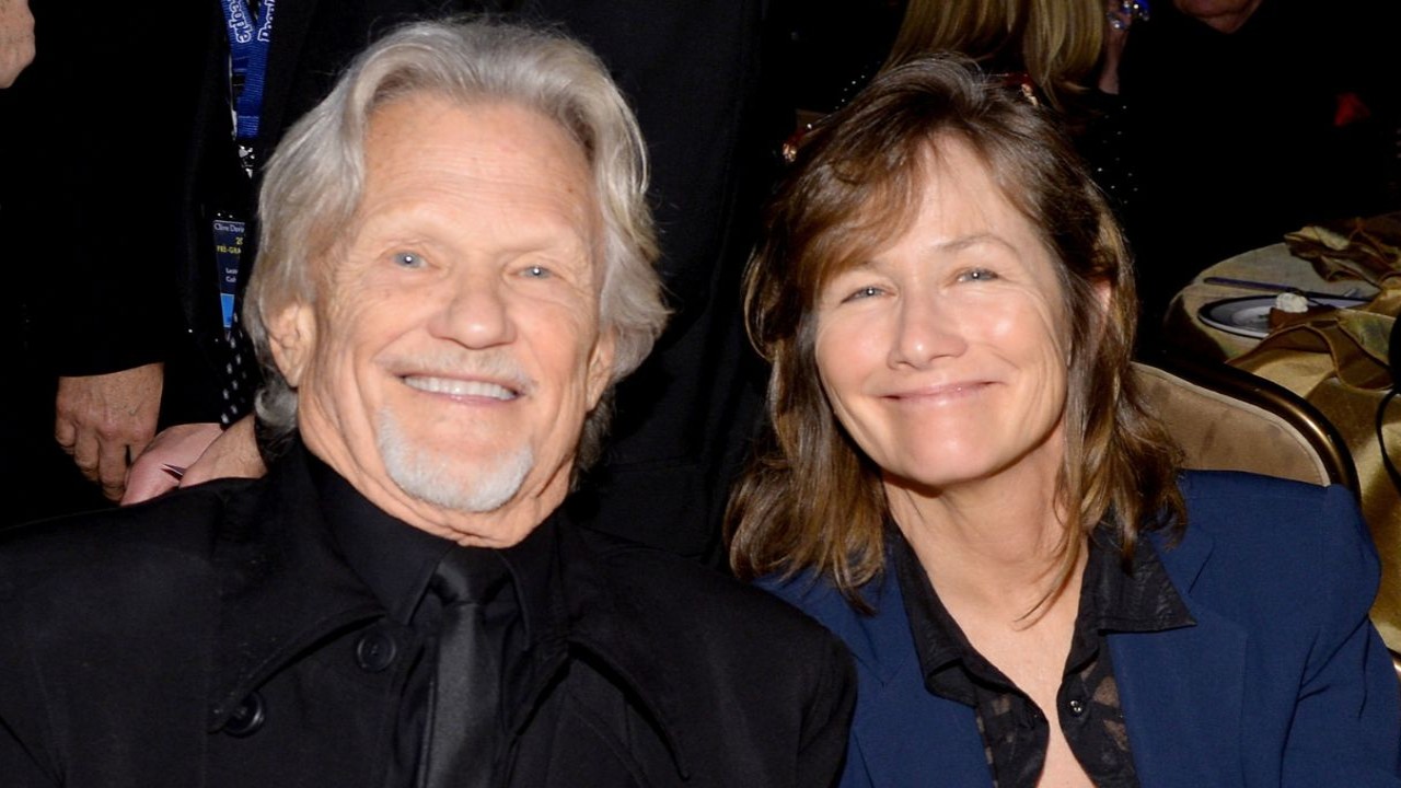 Kris Kristofferson and Lisa Meyers (Image via Getty Images)