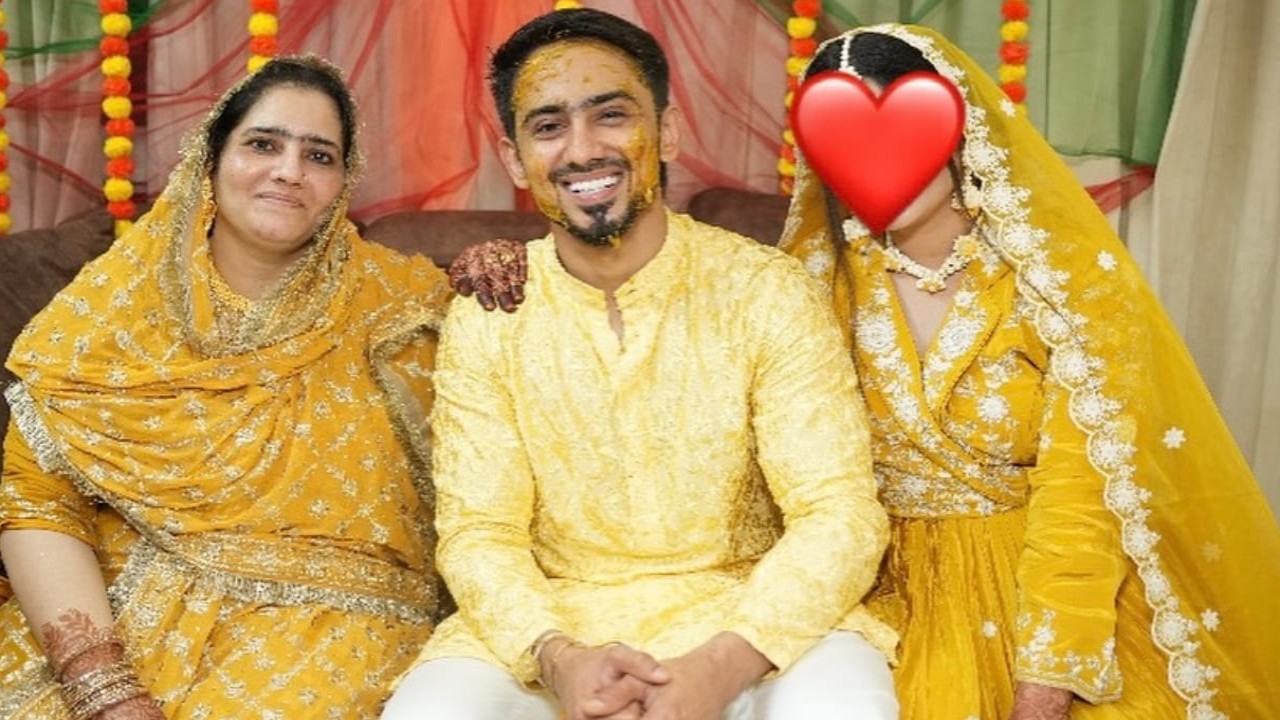 Adnan Shaikh, Ayesha Shaikh