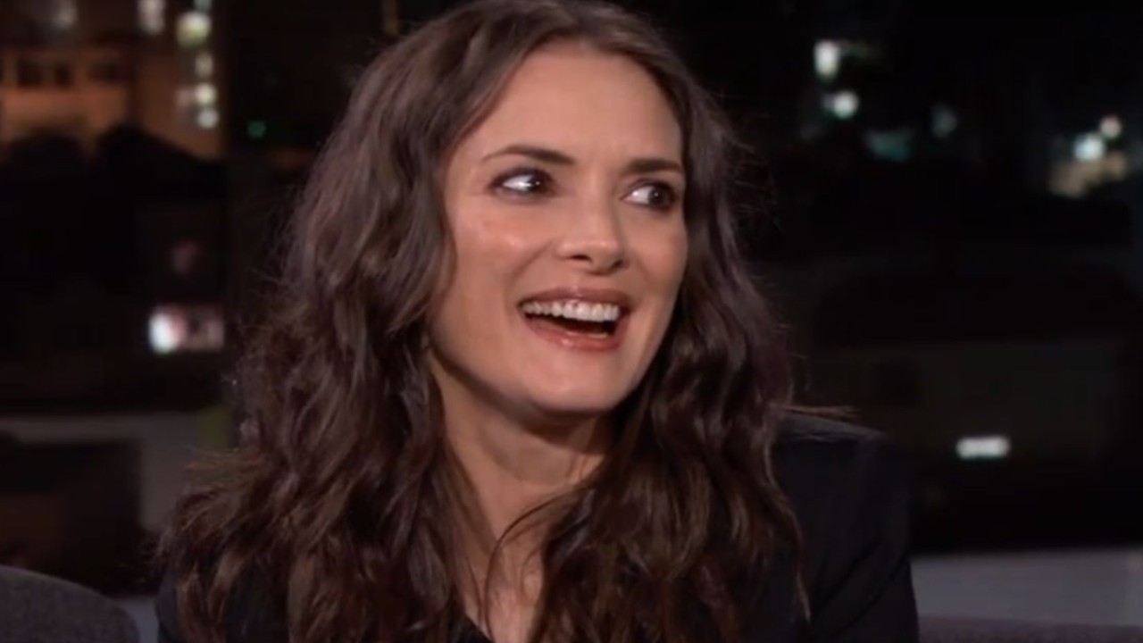 Winona Ryder (Image via YouTube/Jimmy Kimmel Live)