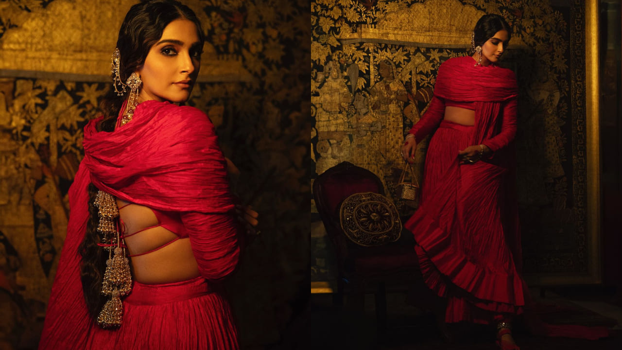 Sonam Kapoor in red crushed silk lehenga 