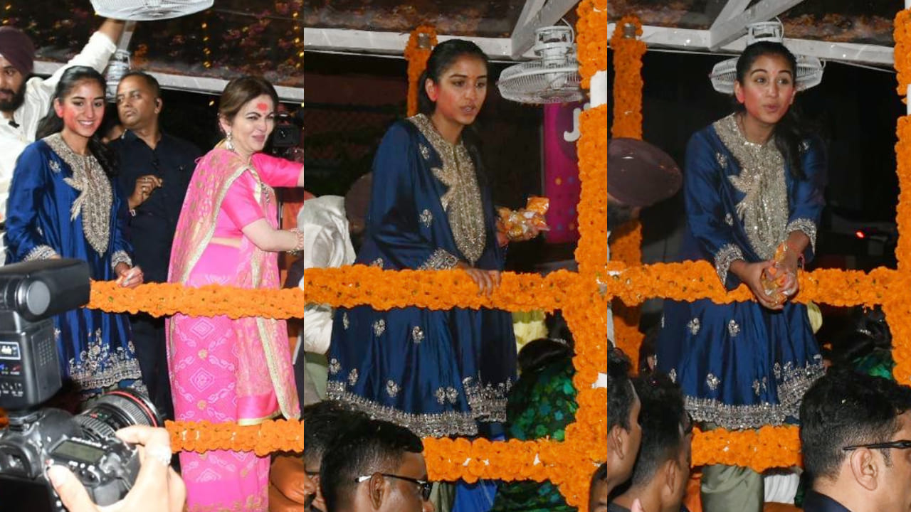 Radhika Merchant in blue silk kurta at Ganpati Visarjan 