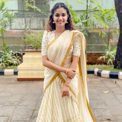 How to style Kasavu sarees for Onam 2024 ft Keerthy Suresh, Sai Pallavi to Samantha Ruth Prabhu