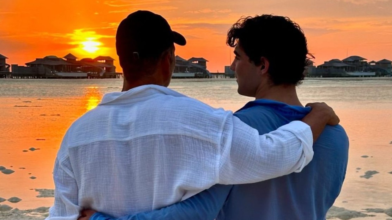 Akshay Kumar reunites with son Aarav on birthday, Twinkle Khanna drops beautiful PIC of the duo; netizens gush ‘a son's first hero'