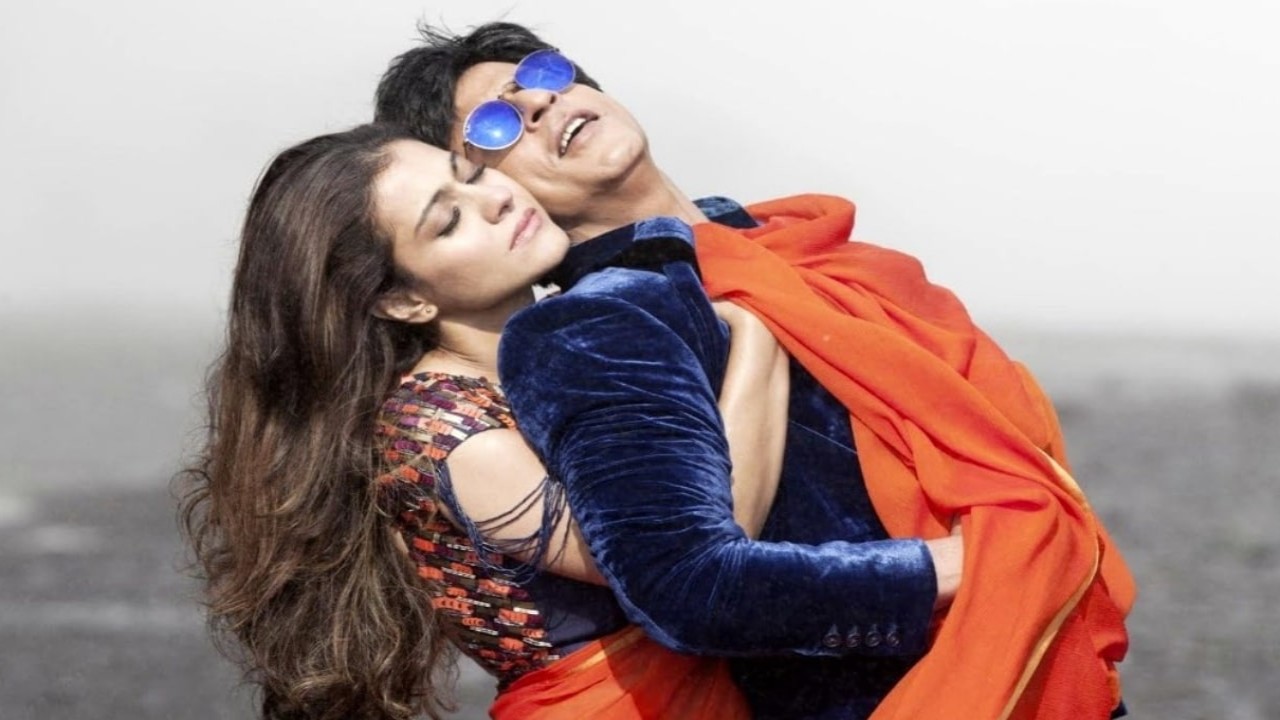 When Shah Rukh Khan told Kajol ‘I owe you my life’ for saving him from falling off a waterfall while shooting Dilwale's Gerua song