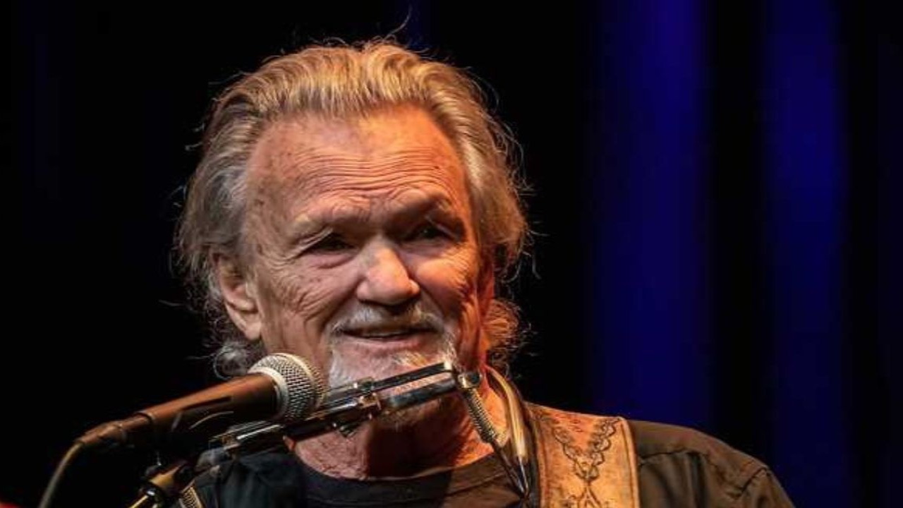 Kris Kristofferson (CC: Getty images)