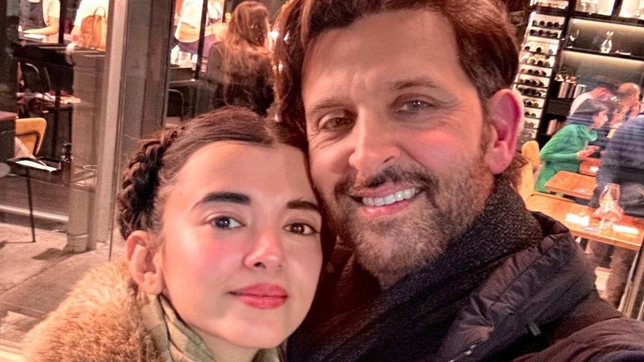 Hrithik Roshan is stunned after seeing lady love Saba Azad’s latest pics in red bodycon dress; Find out