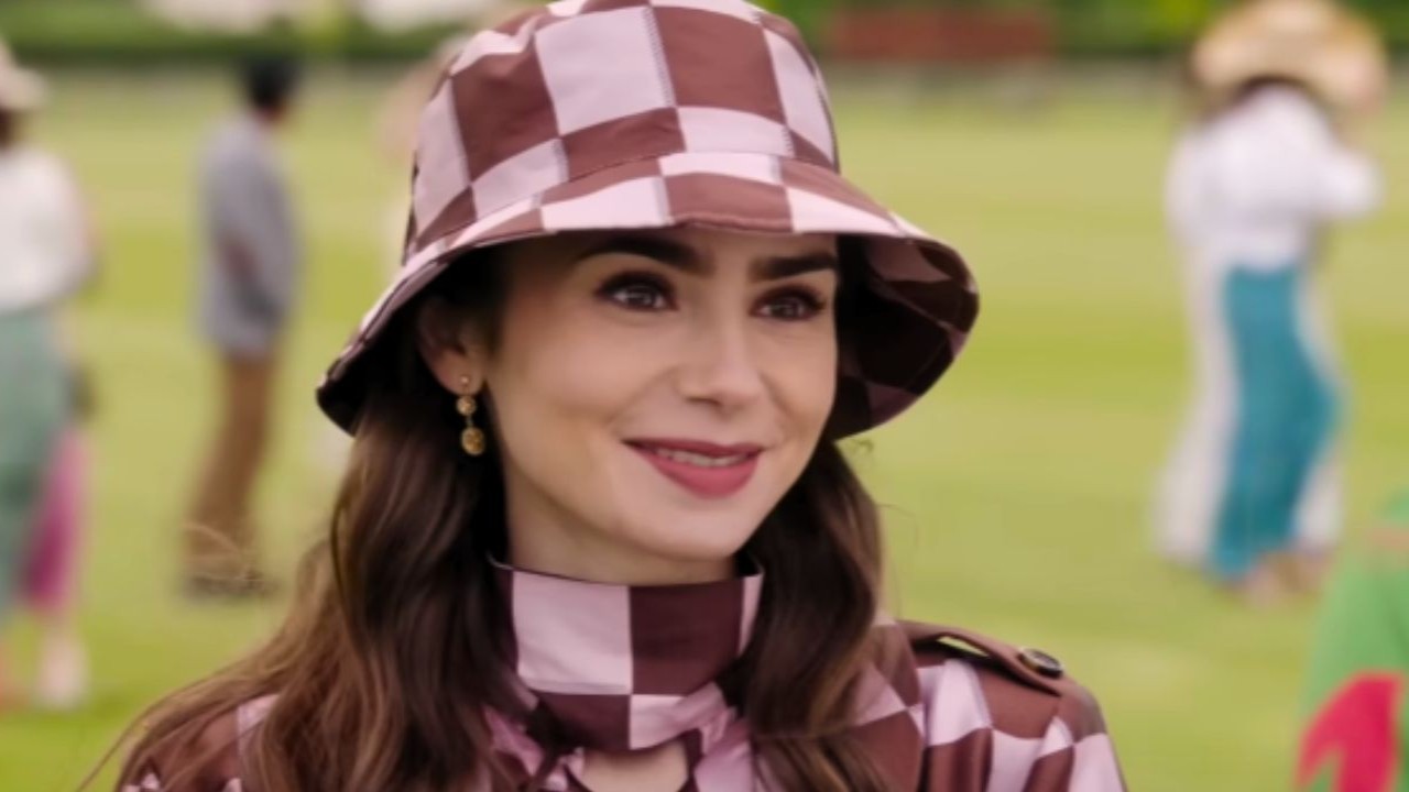 Lily Collins (Image via YouTube/Netflix)