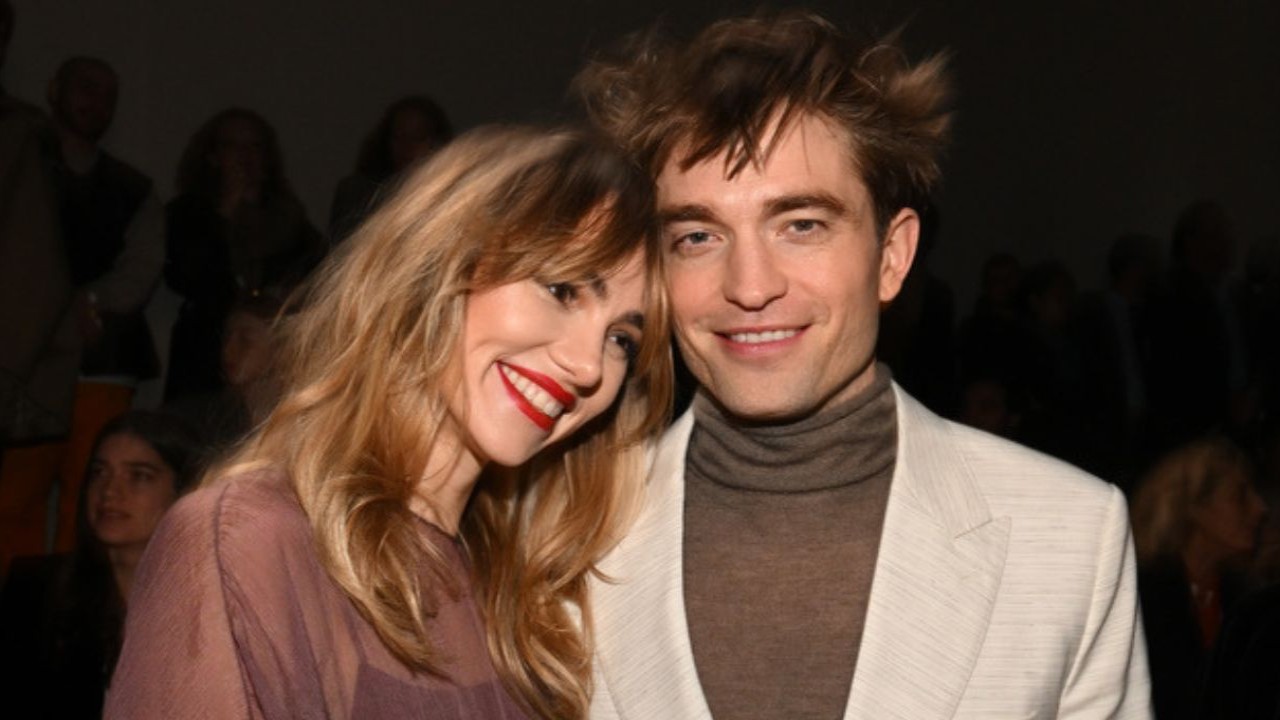 Suki Waterhouse and Robert Pattinson (CC: Getty Images)