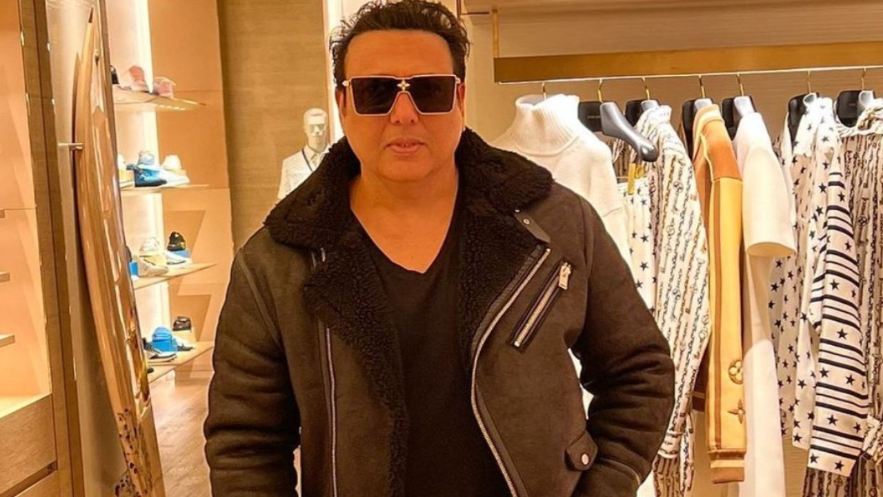 Govinda accidentally shoots himself in the leg; taken to hospital