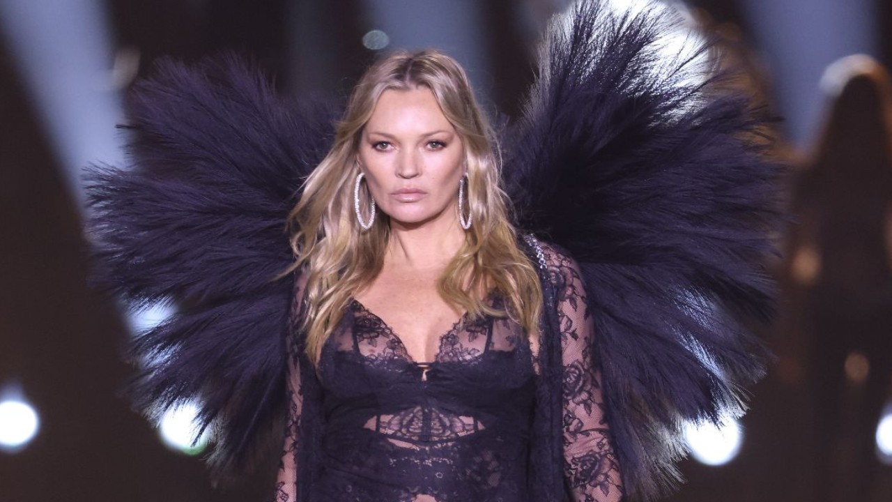 'She's A Rockstar': Kate Moss Sends Netizens Into A Frenzy Walking The Runway At 2024 V...