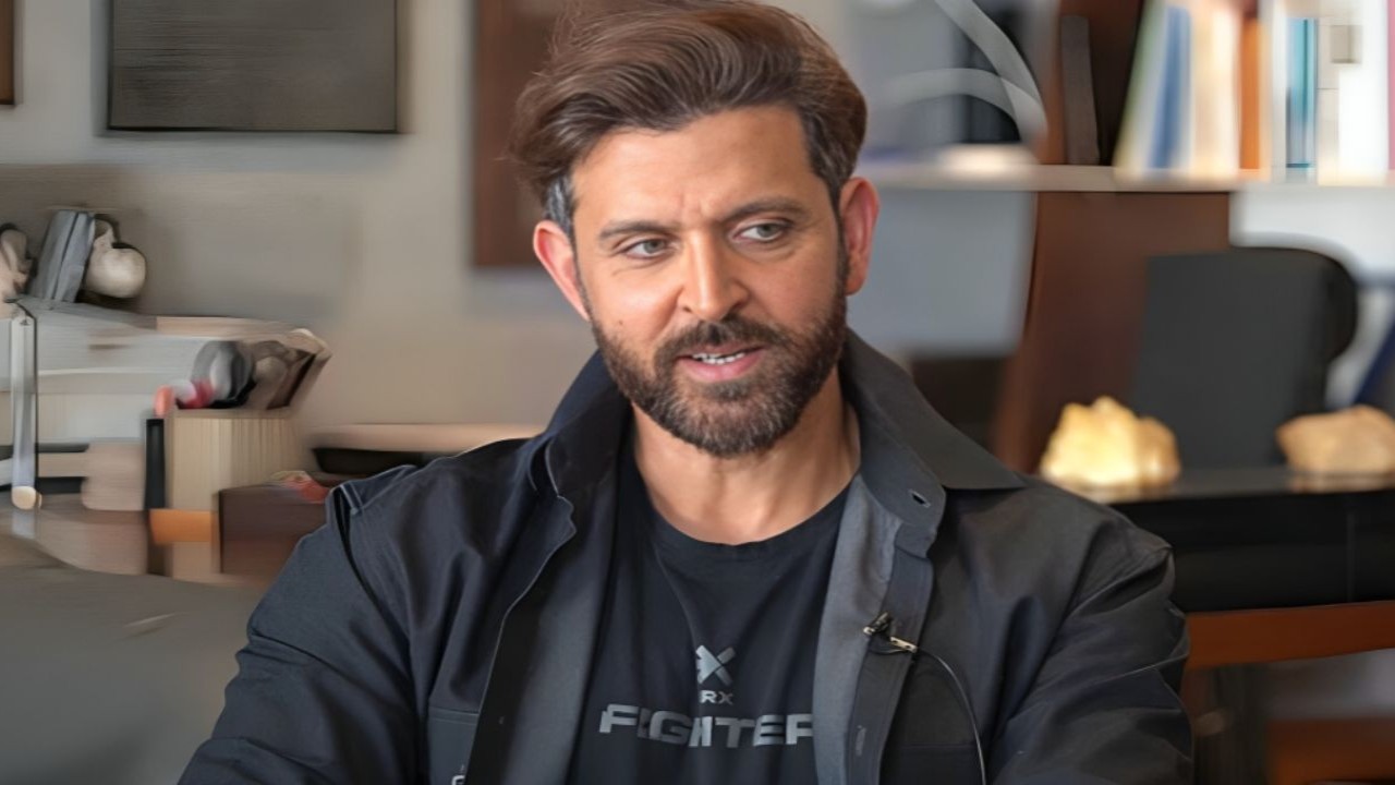 Hrithik Roshan introduced himself as a ‘struggler’, recalls Mission Kashmir co-star Sonali Kulkarni; here’s why