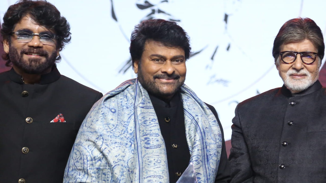 PICS: Chiranjeevi gets felicitated with ANR National Award by Amitabh Bachchan at event hosted by Nagarjuna Akkineni