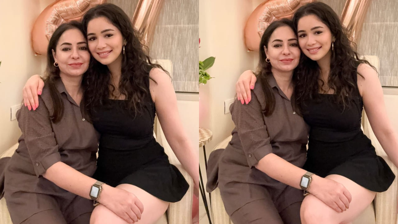 Sara Tendulkar in LBD 