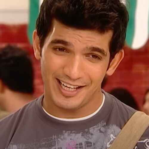 Arjun Bijlani as Mayank Sharma in 2008