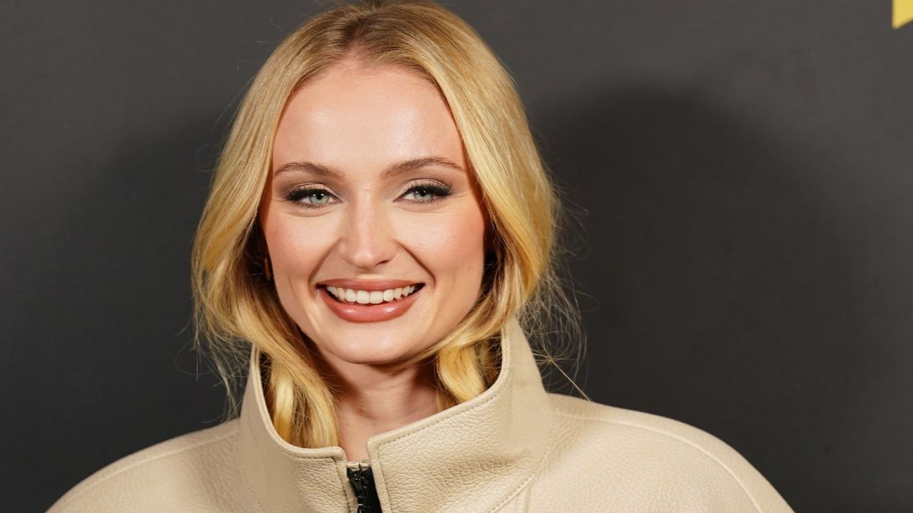  Sophie Turner’s Weight Loss Journey Explained