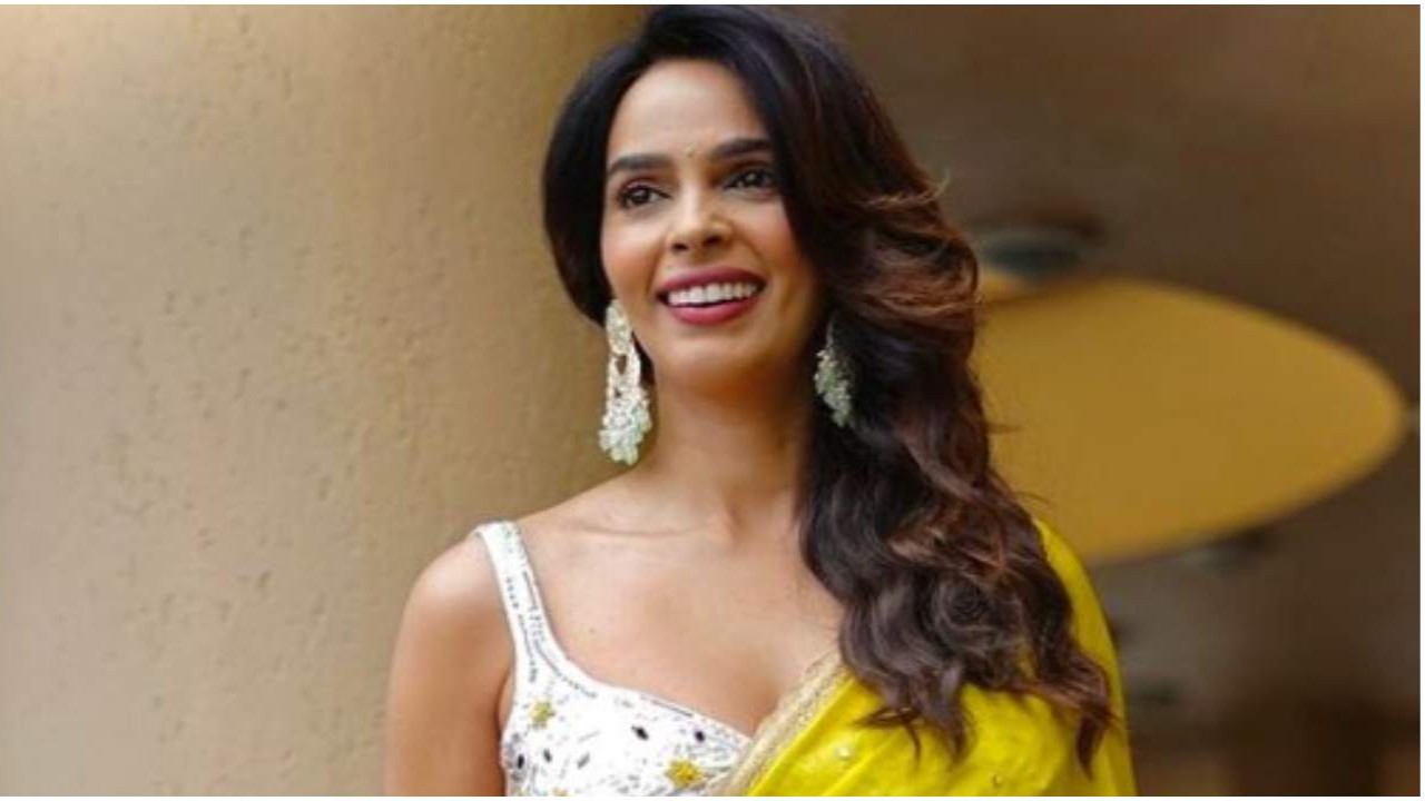 Mallika Sherawat reveals shocking incident from South, director told her ‘Hero aapki kamar pe rotiyaan sekega’