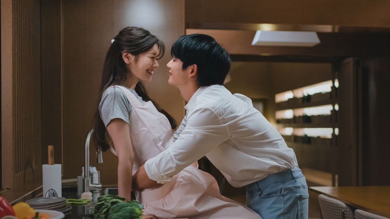 Love Next Door still: courtesy of tvN