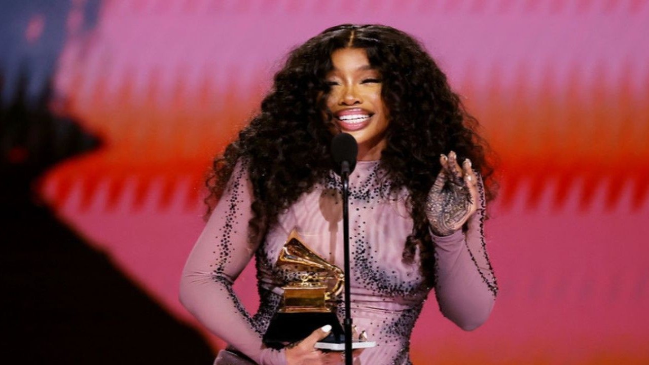 SZA (CC: Getty Images)