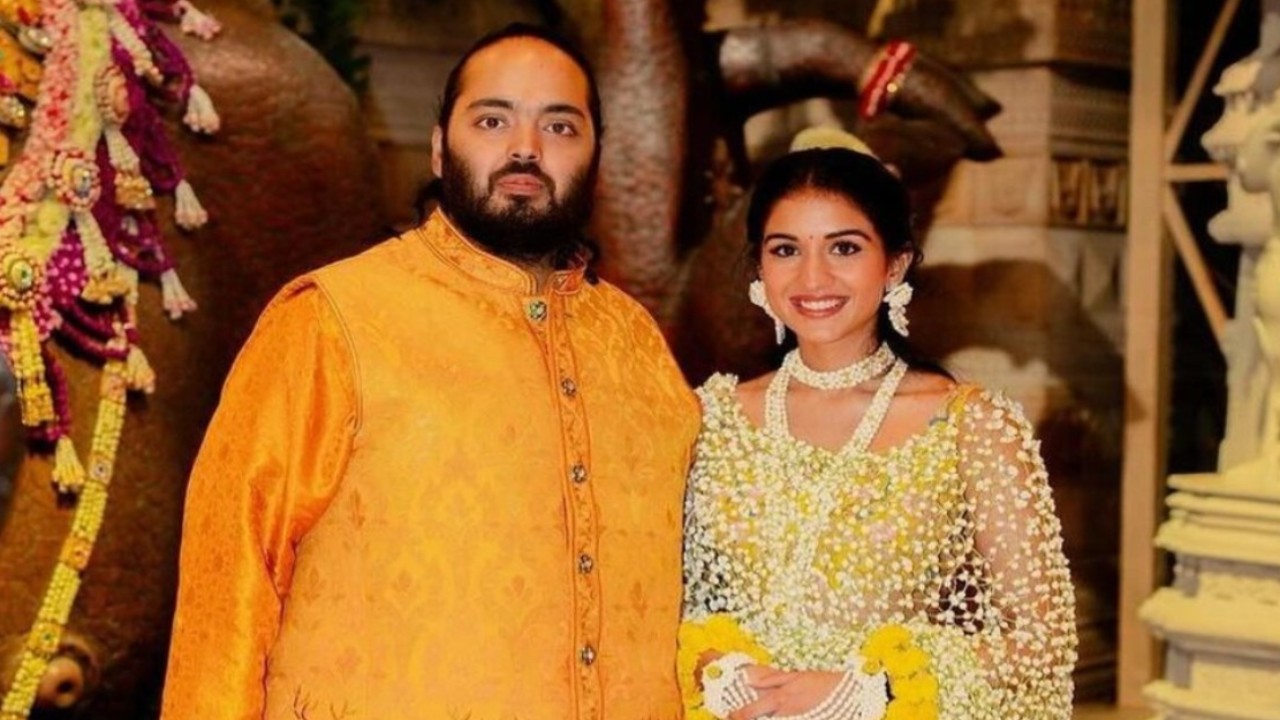 Radhika Merchant officially changes name to Ambani after her wedding with Anant Ambani 